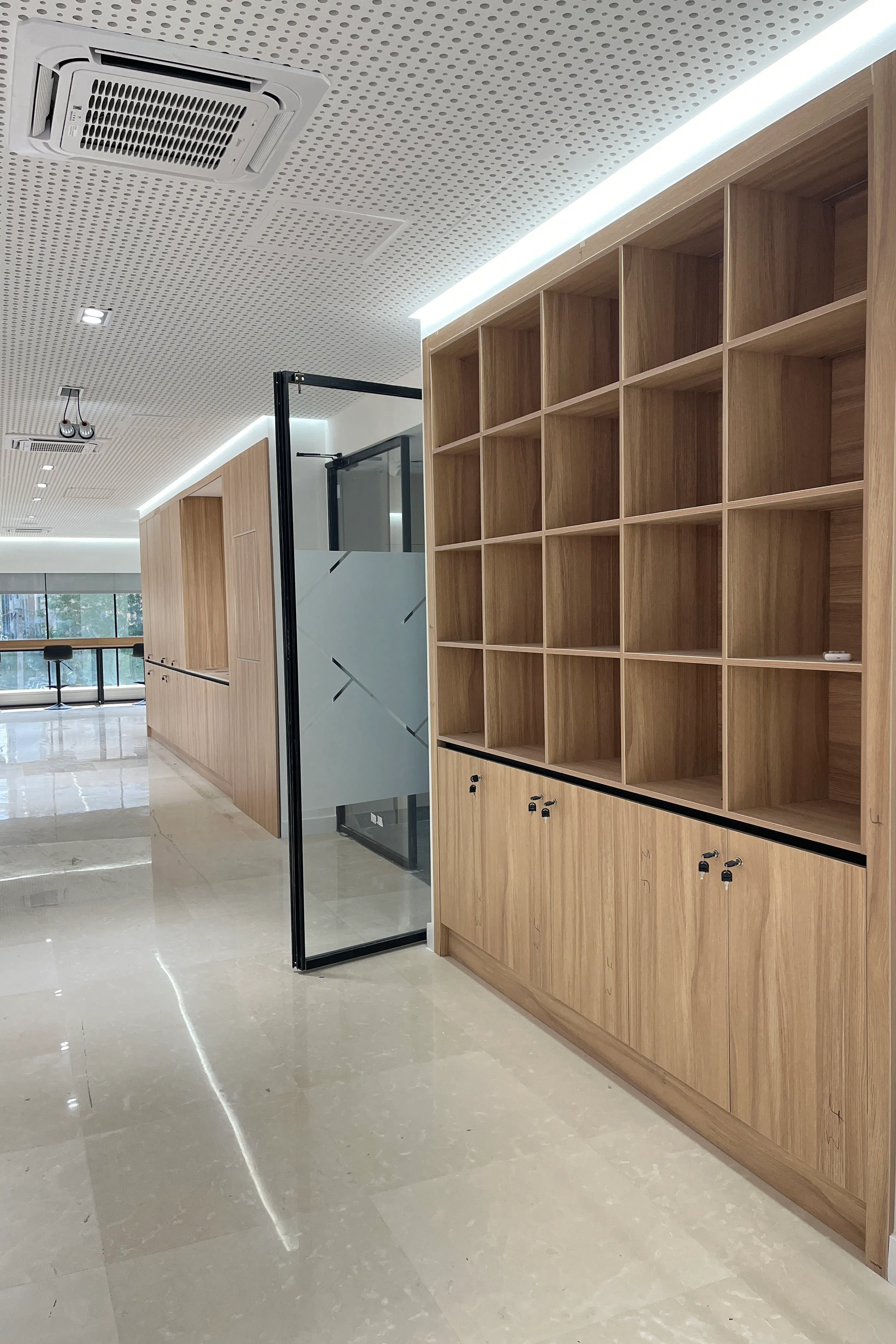 Tehran Chamber of Commerce - Pantry & Dining Area thumbnail 8
