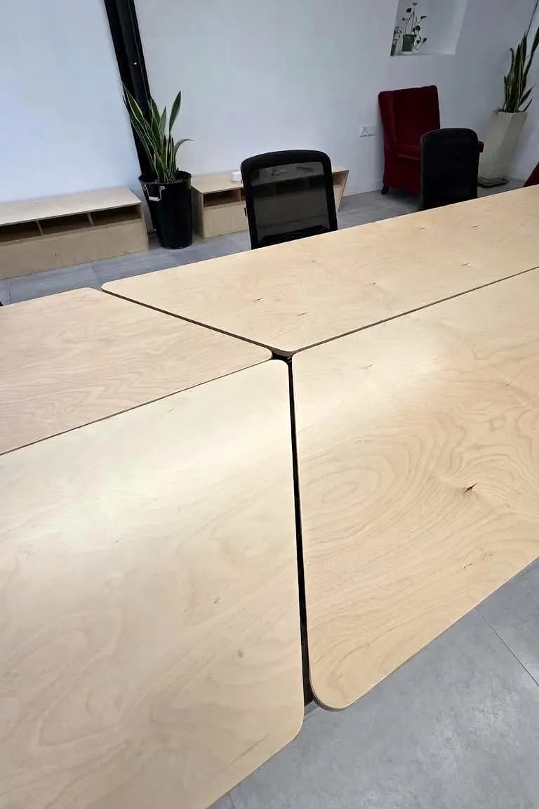 ZAVIE TABLE thumbnail 4